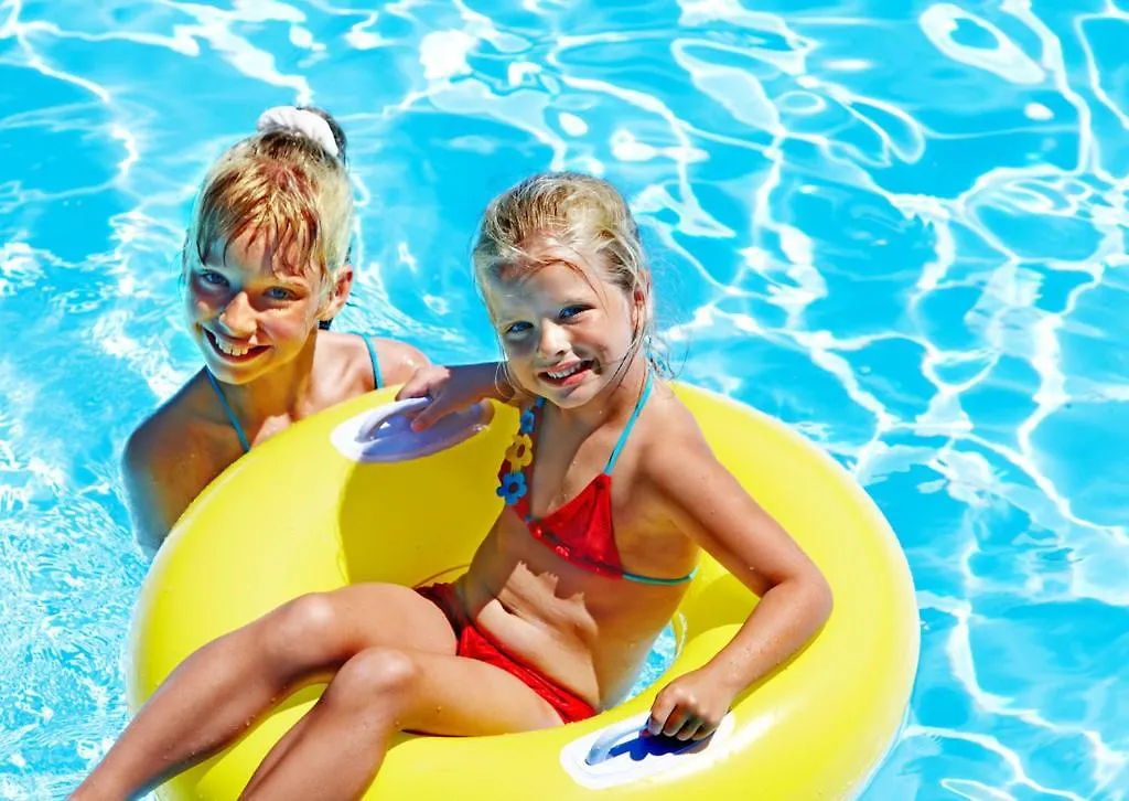 Clubhotel Residence Cesenatico 3*,